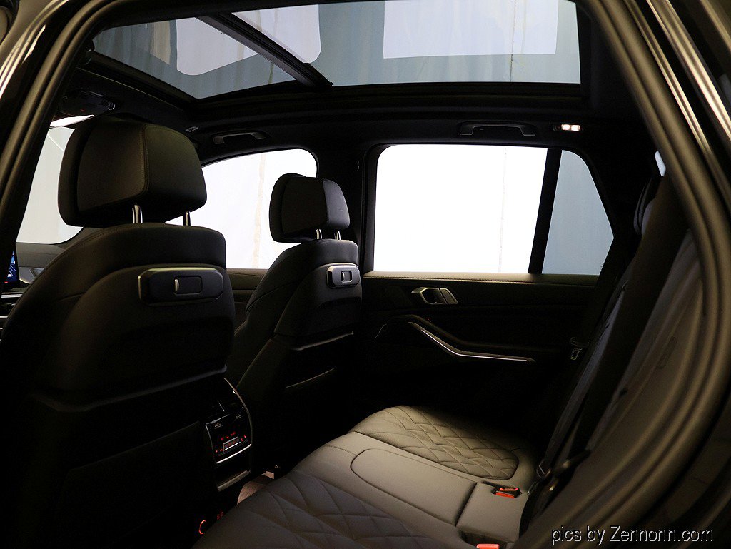Certified 2025 BMW X5 M60i w/ Climate Comfort Package image 13