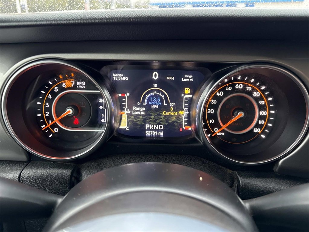 Used 2020 Jeep Wrangler Unlimited Sahara image 13