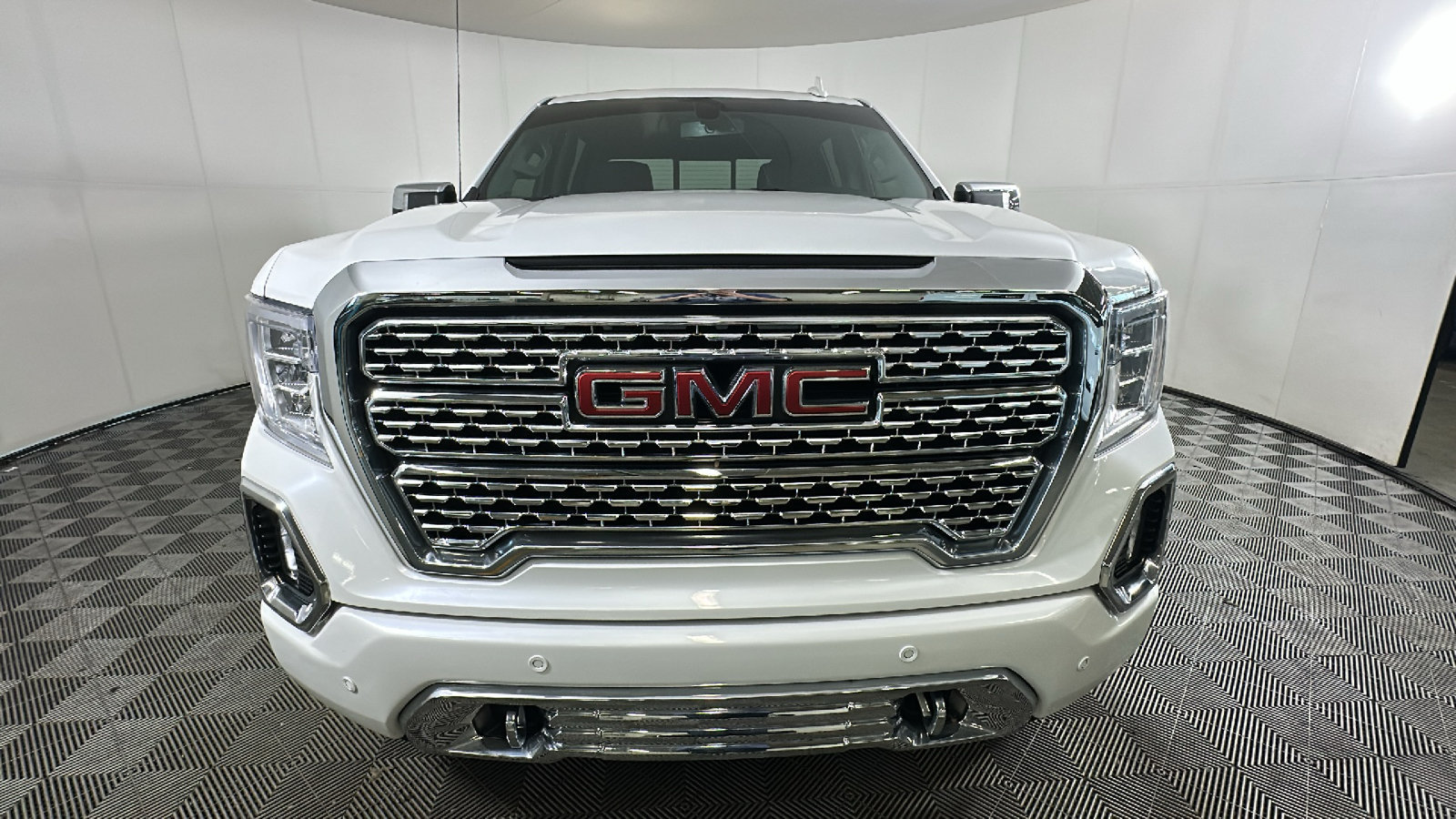 Used 2021 GMC Sierra 1500 Denali AWD/4WD image 9