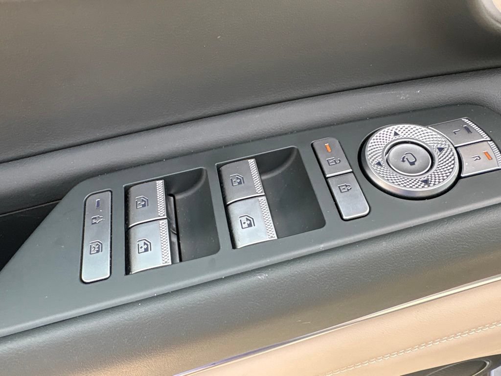 New 2026 Genesis GV80 3.5T e-SC AWD/4WD image 13