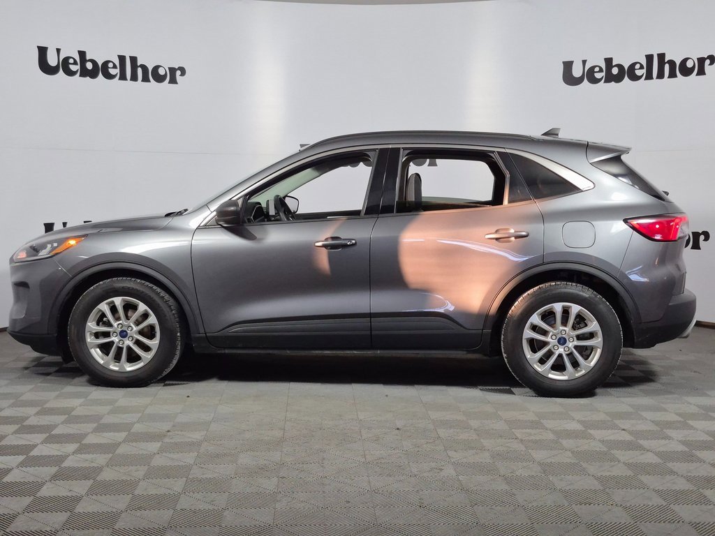 Used 2022 Ford Escape SE image 4