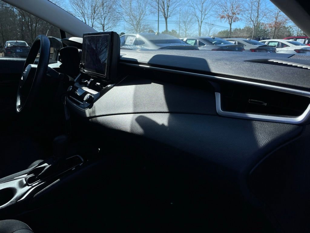 Used 2024 Toyota Corolla LE image 32