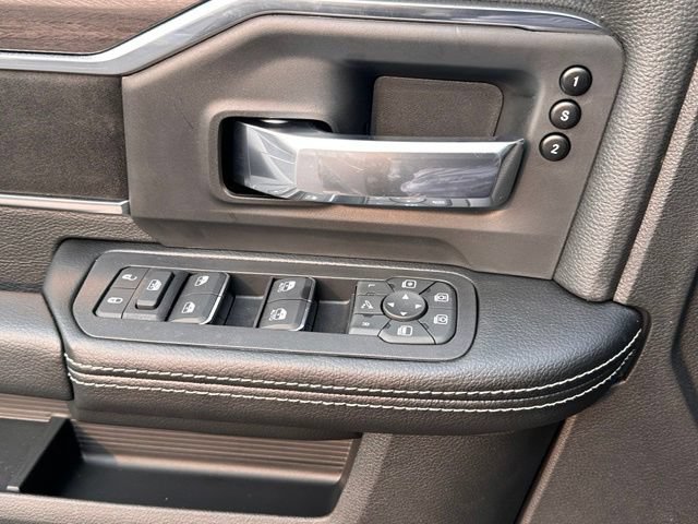 New 2026 RAM 2500 Laramie AWD/4WD image 15