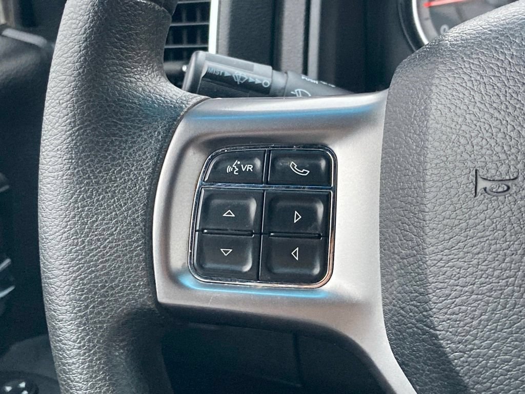 Used 2024 RAM 1500 Warlock RWD image 14