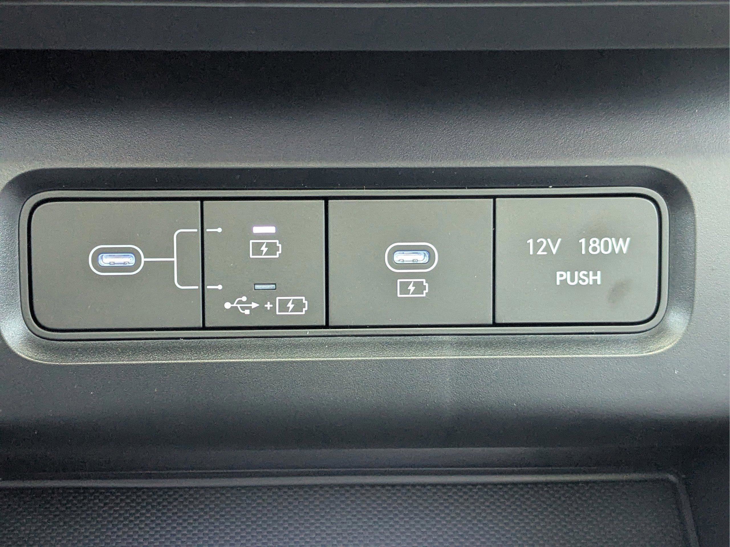 New 2026 Hyundai Tucson Limited image 25