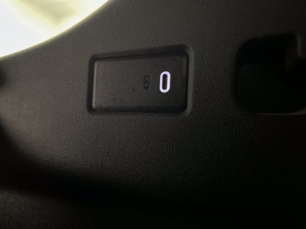 Used 2023 Chevrolet Tahoe RST RWD image 40