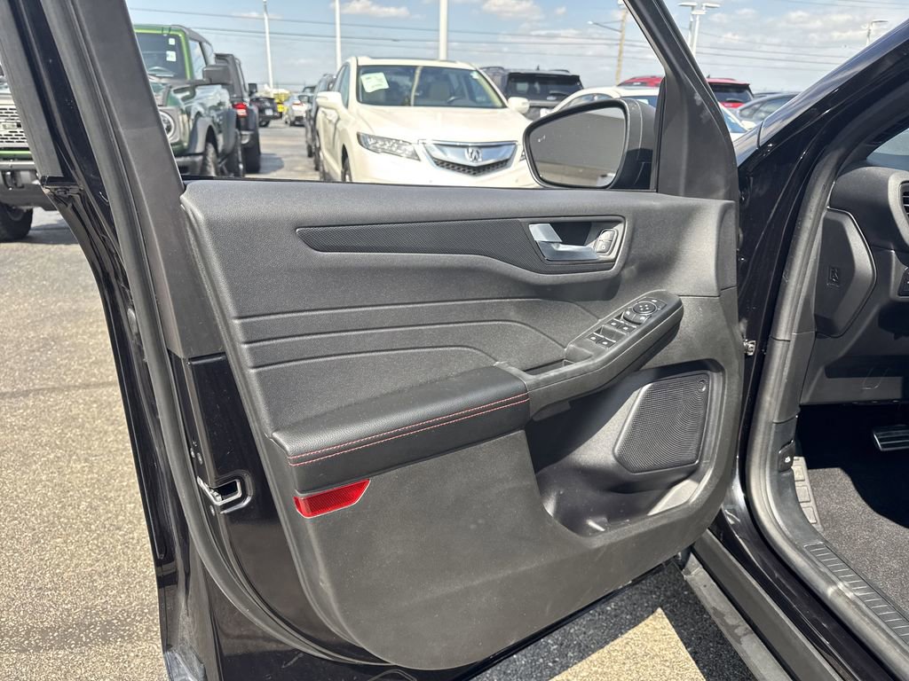 Certified 2023 Ford Escape ST-Line image 22