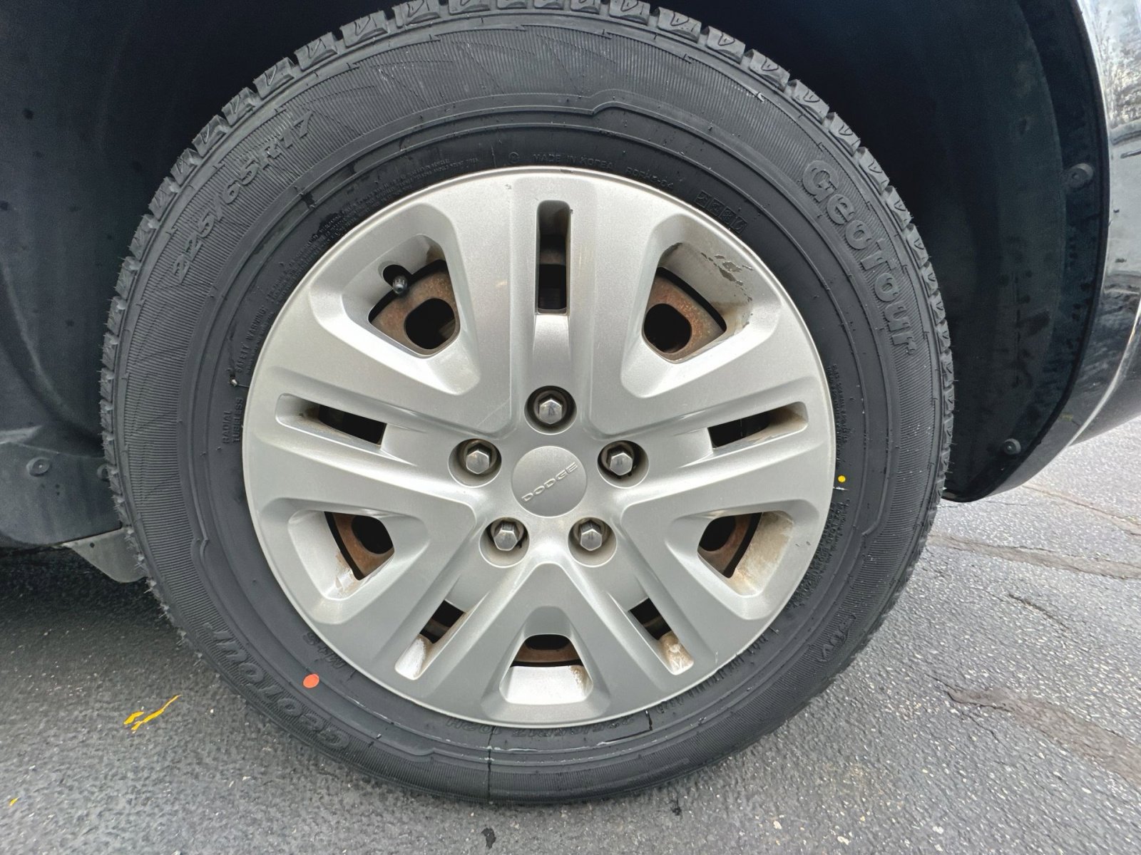 Used 2018 Dodge Journey SE image 24