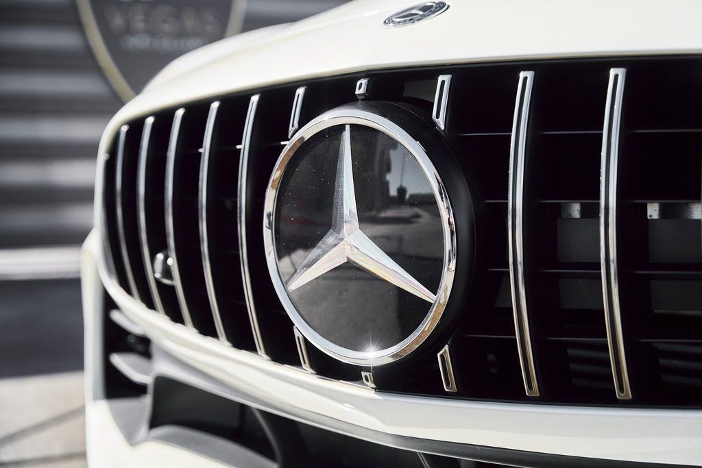 Used 2018 Mercedes-Benz AMG GT R image 8