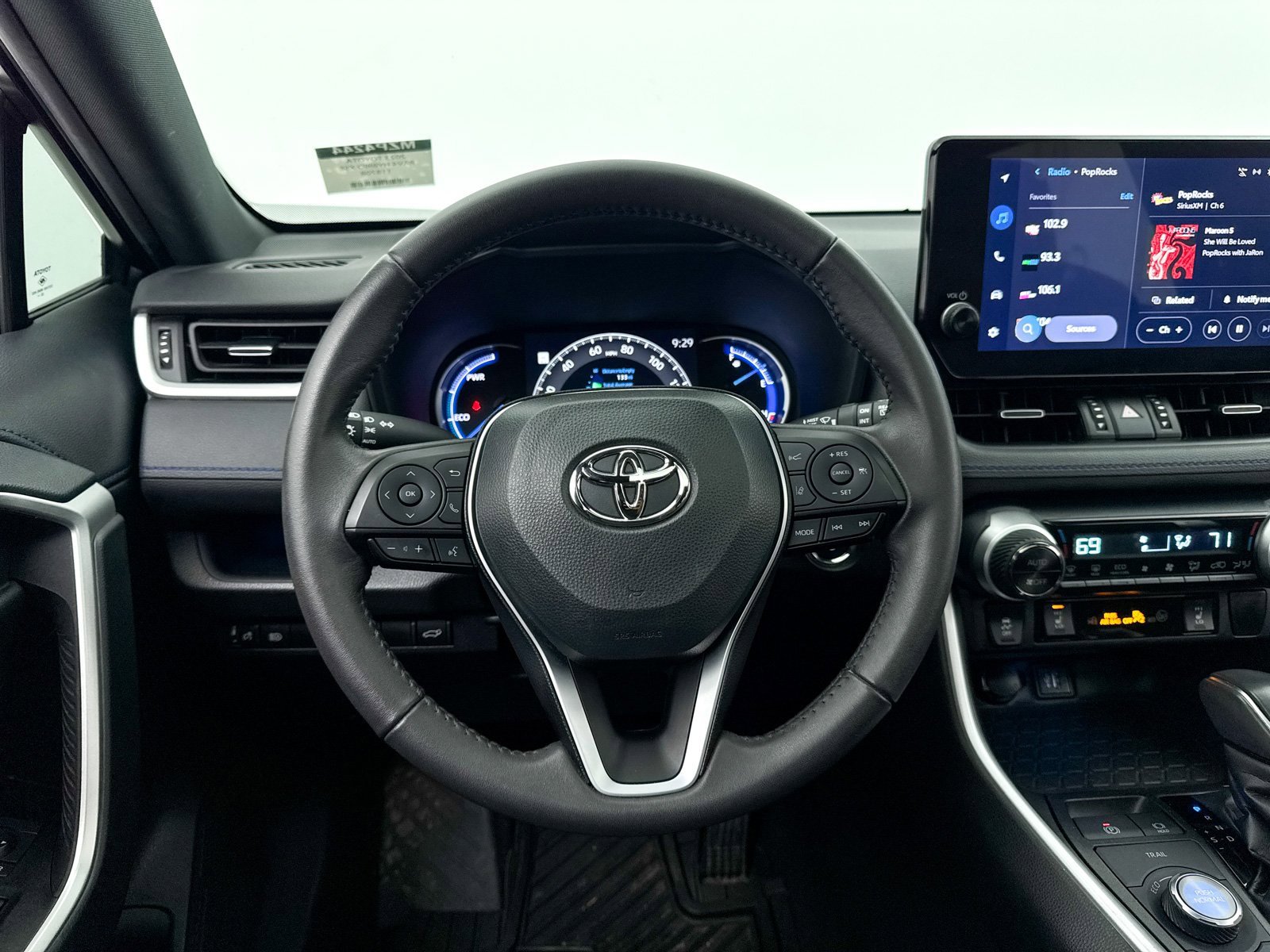 Used 2023 Toyota RAV4 XSE image 4