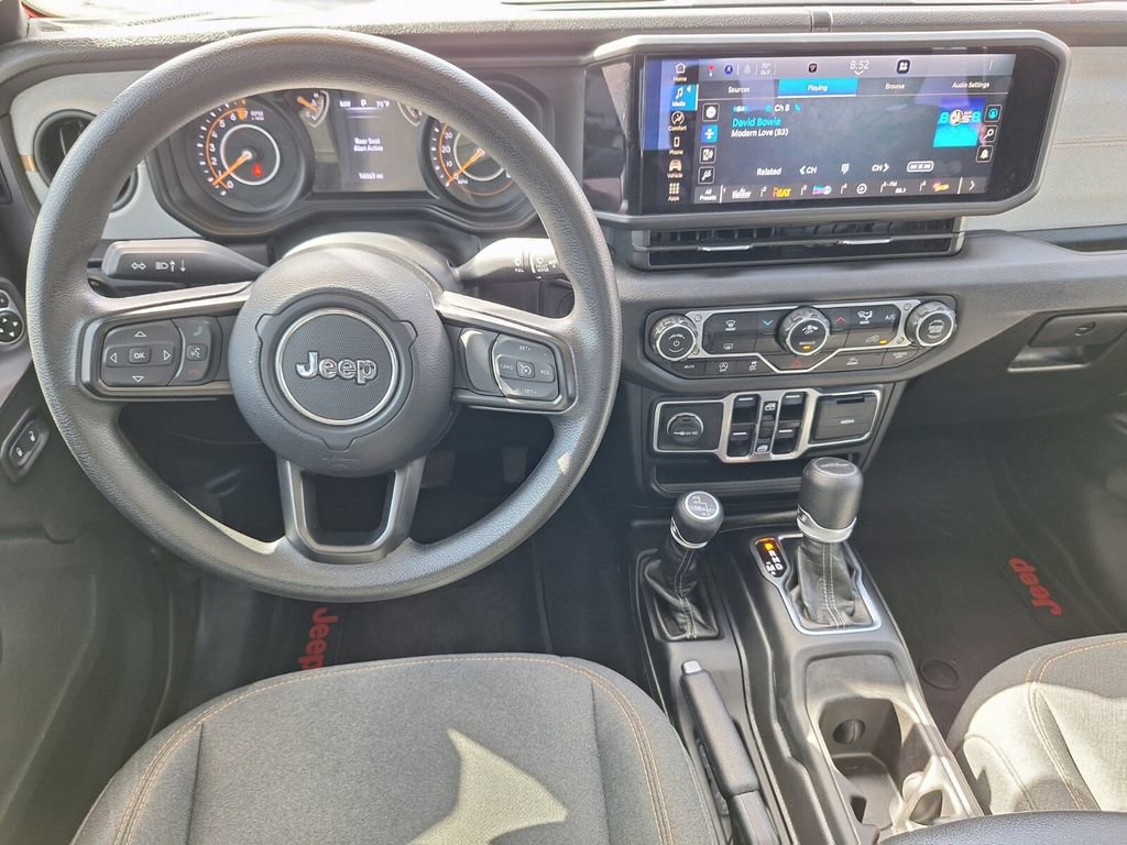 Used 2024 Jeep Gladiator Sport image 19