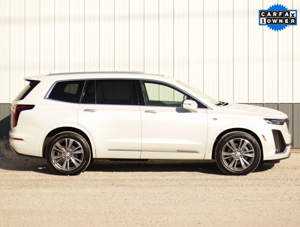 Used 2025 Cadillac XT6 Premium Luxury image 8