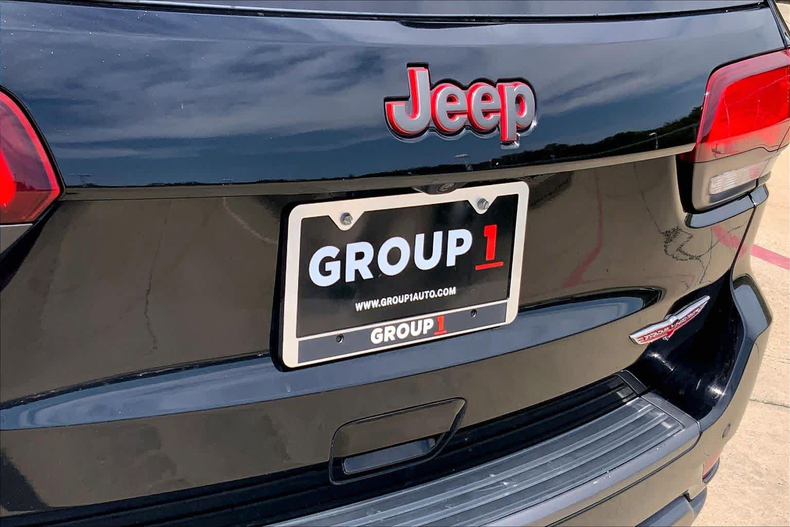 Used 2019 Jeep Grand Cherokee Trailhawk AWD/4WD image 30