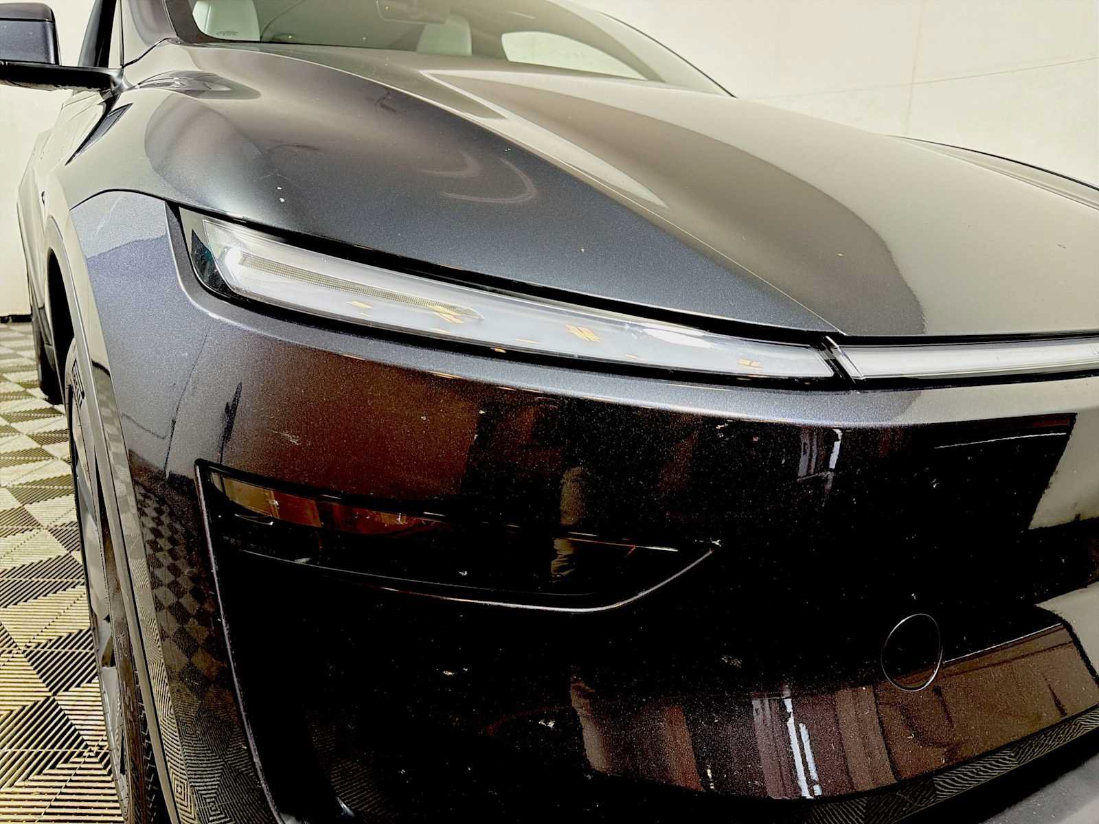 Used 2026 Tesla Model Y 2WD image 25