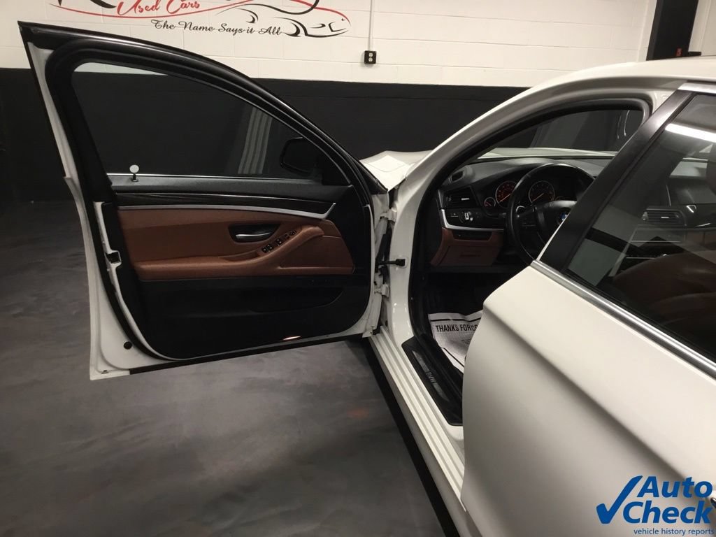 Used 2016 BMW 528i xDrive Sedan AWD/4WD image 18