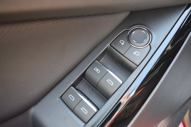 New 2027 Chevrolet Equinox RS w/ Safety and Technology Package FWD image 13