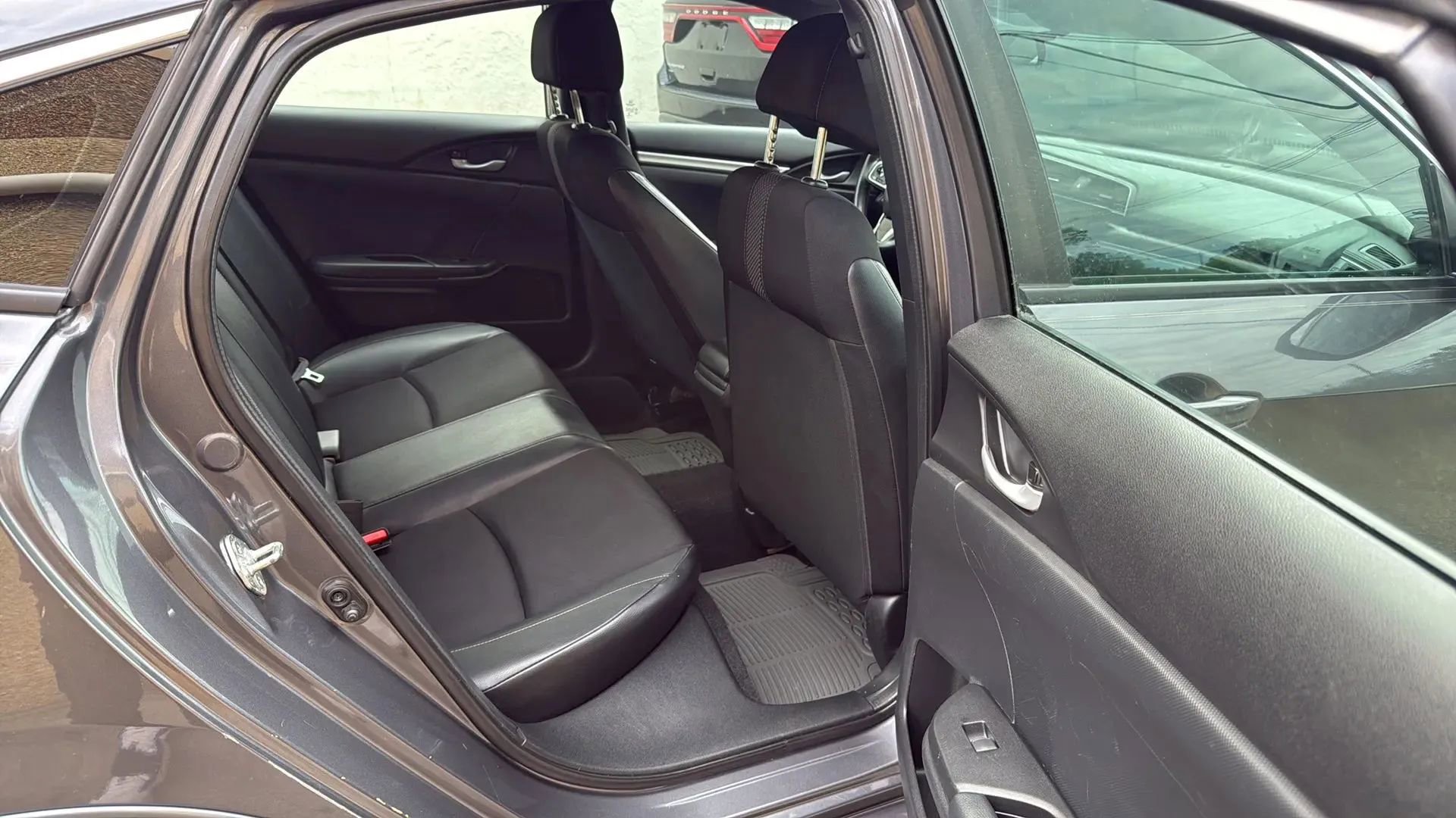 Used 2021 Honda Civic Sport image 26