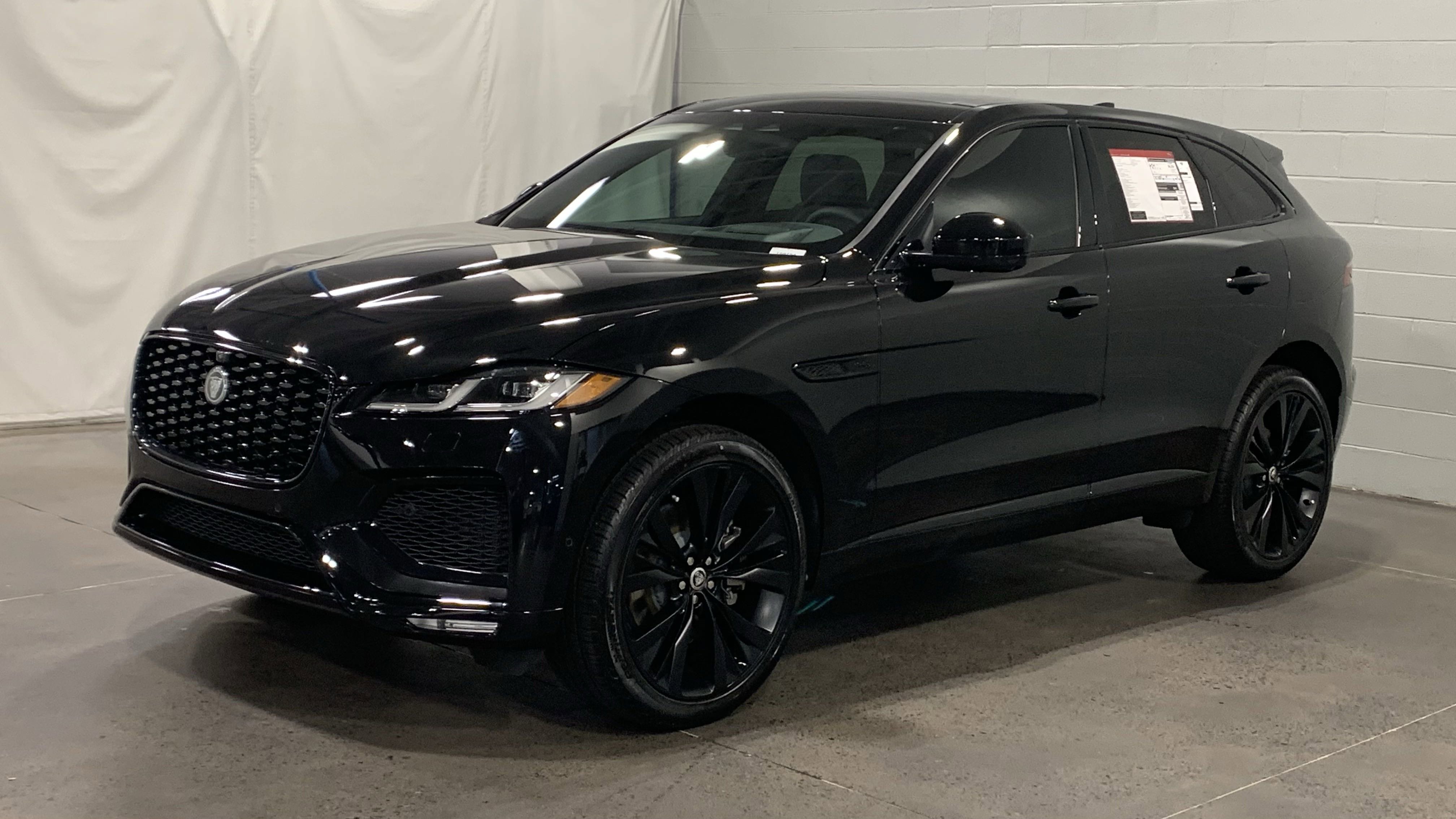 New 2026 Jaguar F-PACE R-Dynamic S image 1