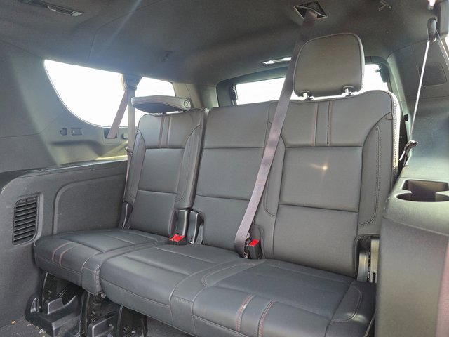 Used 2022 Chevrolet Suburban RST w/ Luxury Package image 13