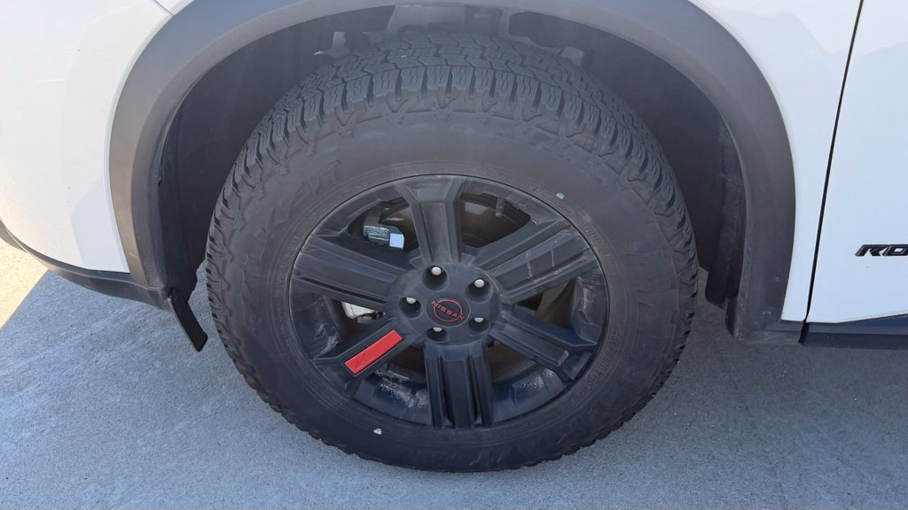Used 2026 Nissan Rogue SV AWD/4WD image 10