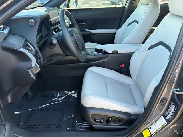 Used 2023 Lexus UX 250h F Sport w/ Accessory Package (Z1) AWD/4WD image 26