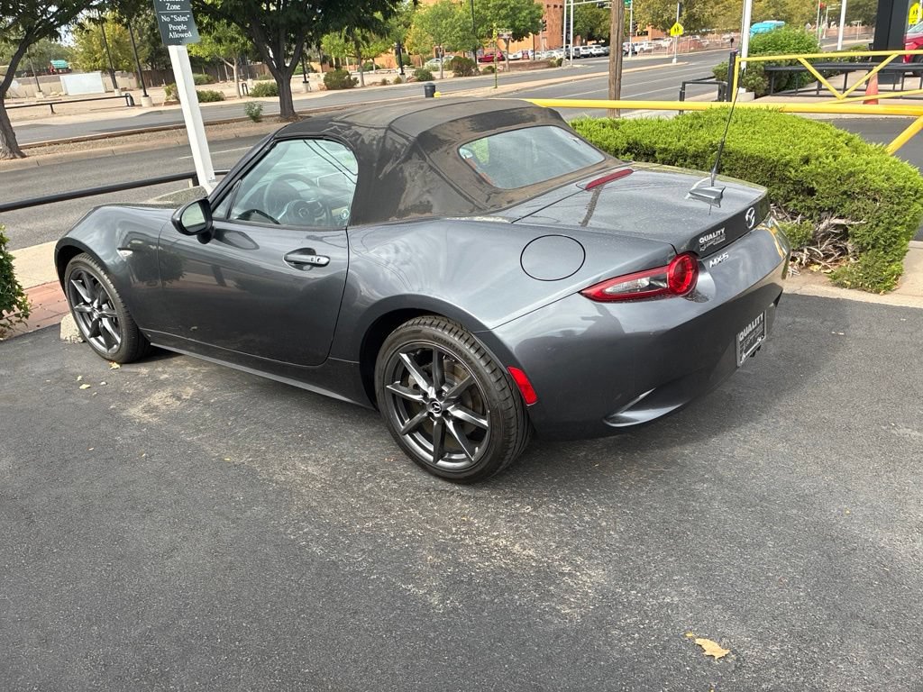 Used 2016 MAZDA MX-5 Miata Grand Touring RWD image 6