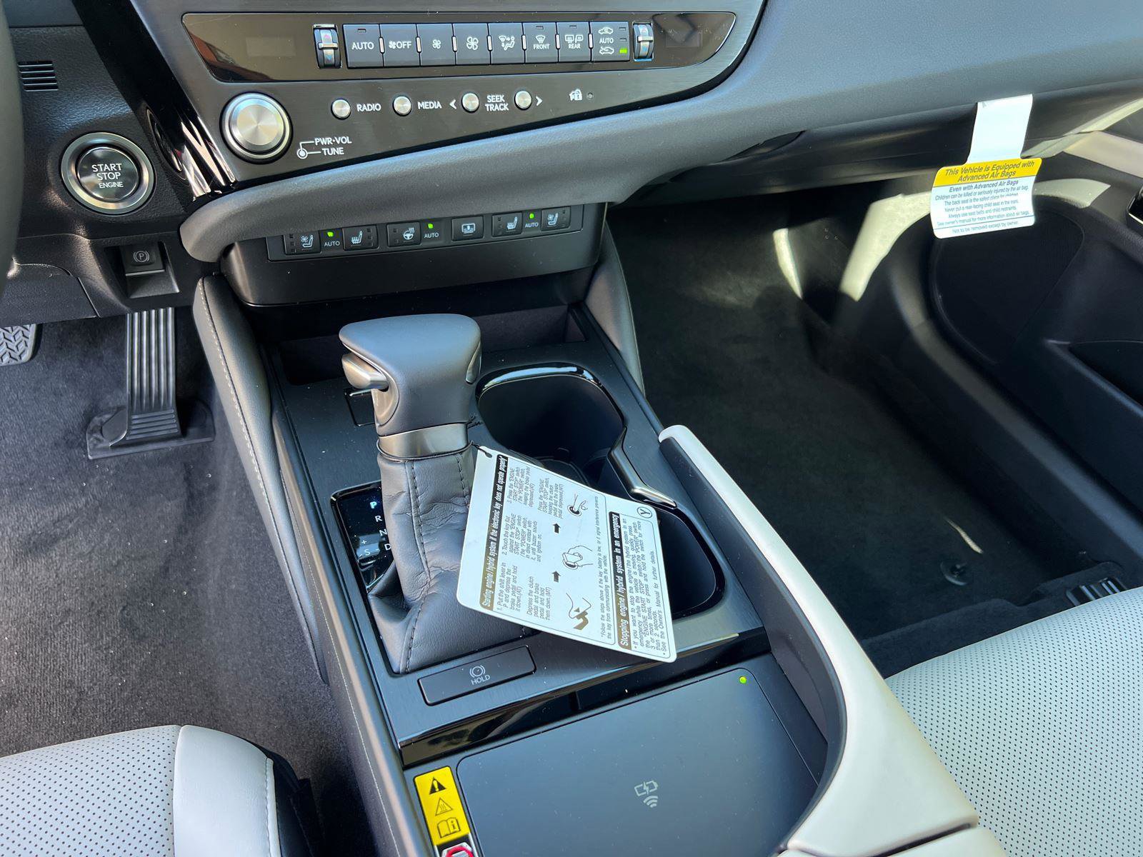 New 2025 Lexus ES 350 w/ Premium Package image 25