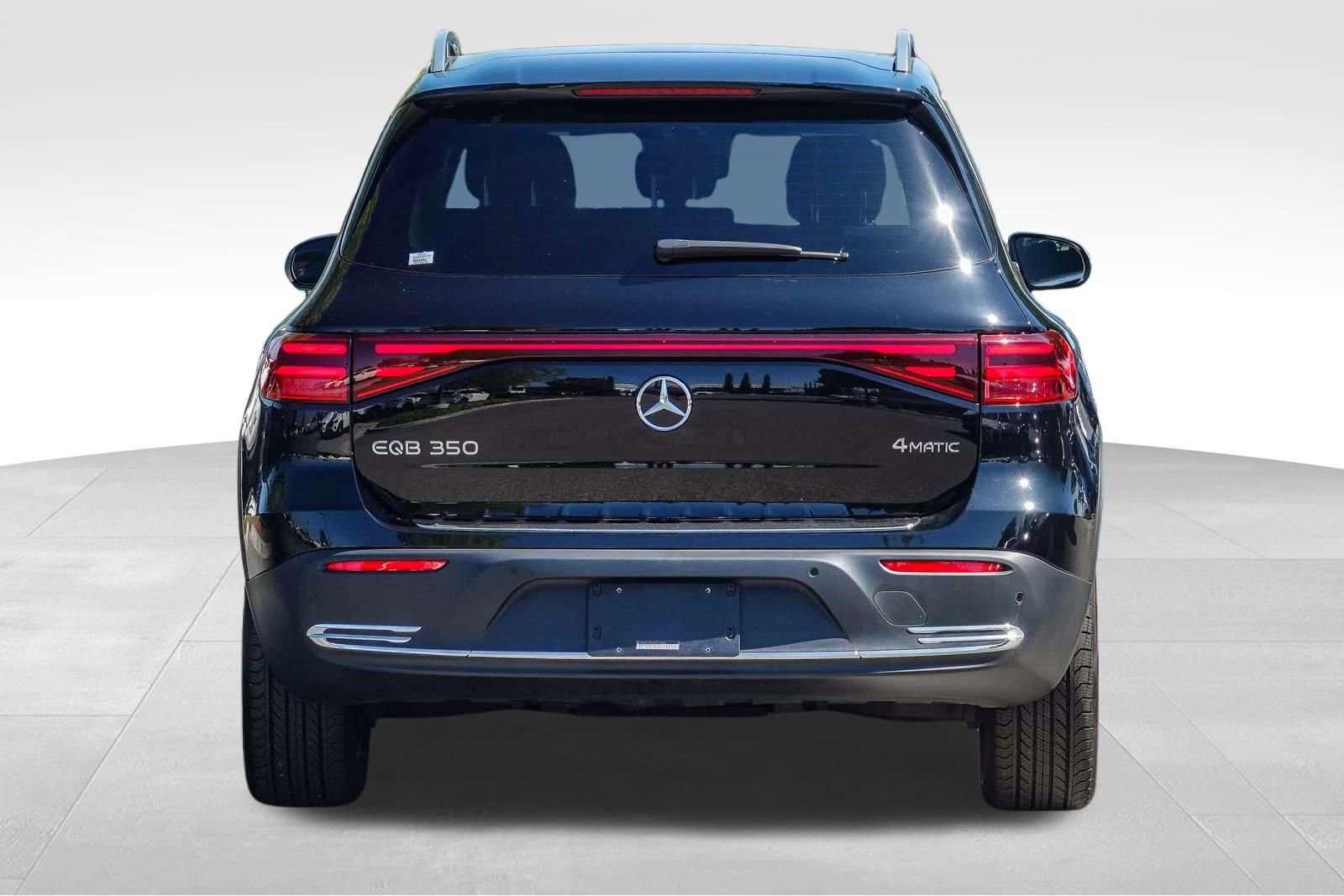 Used 2024 Mercedes-Benz EQB 350 4MATIC SUV image 6