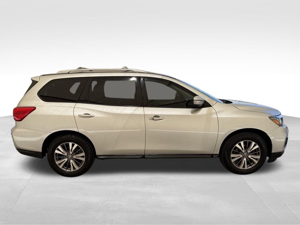 Used 2019 Nissan Pathfinder SL FWD image 6