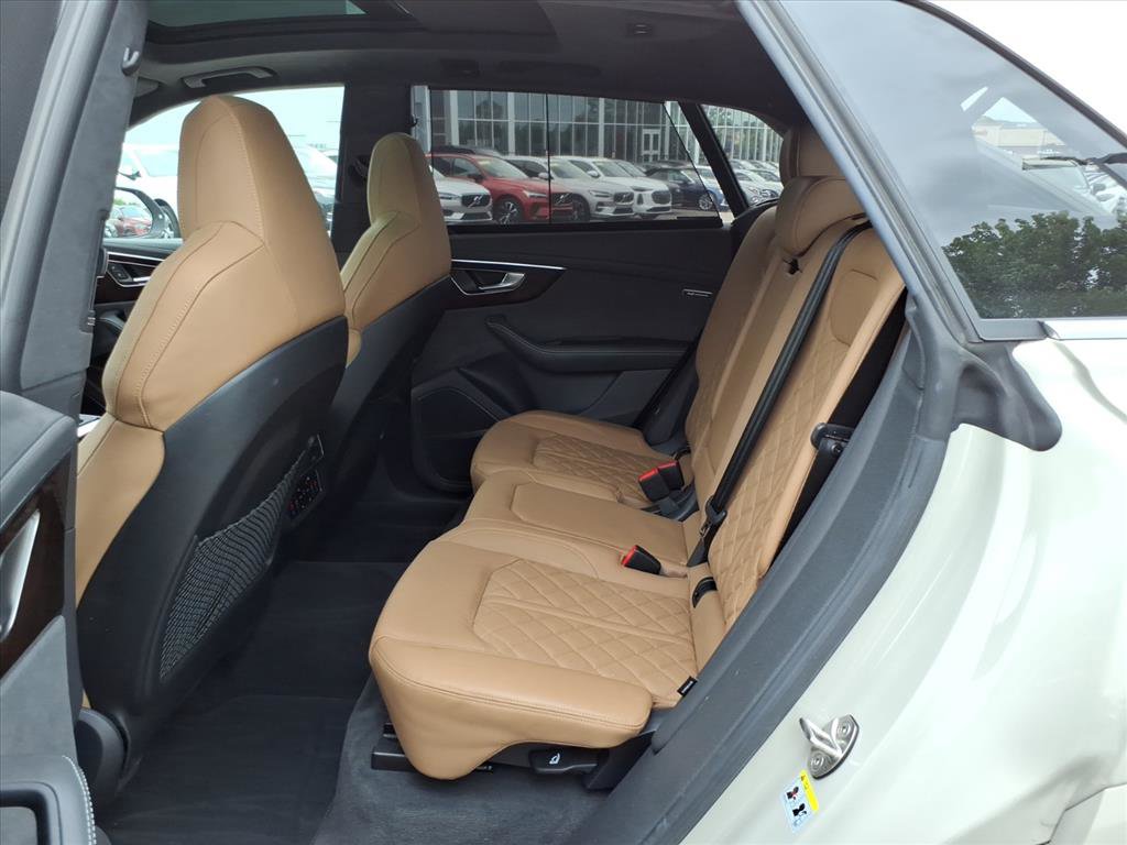 Certified 2023 Audi SQ8 Prestige w/ Prestige Package AWD/4WD image 12