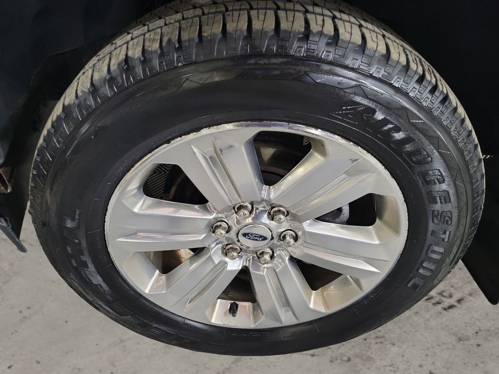 Used 2020 Ford F150 Lariat w/ Equipment Group 502A Luxury AWD/4WD image 9