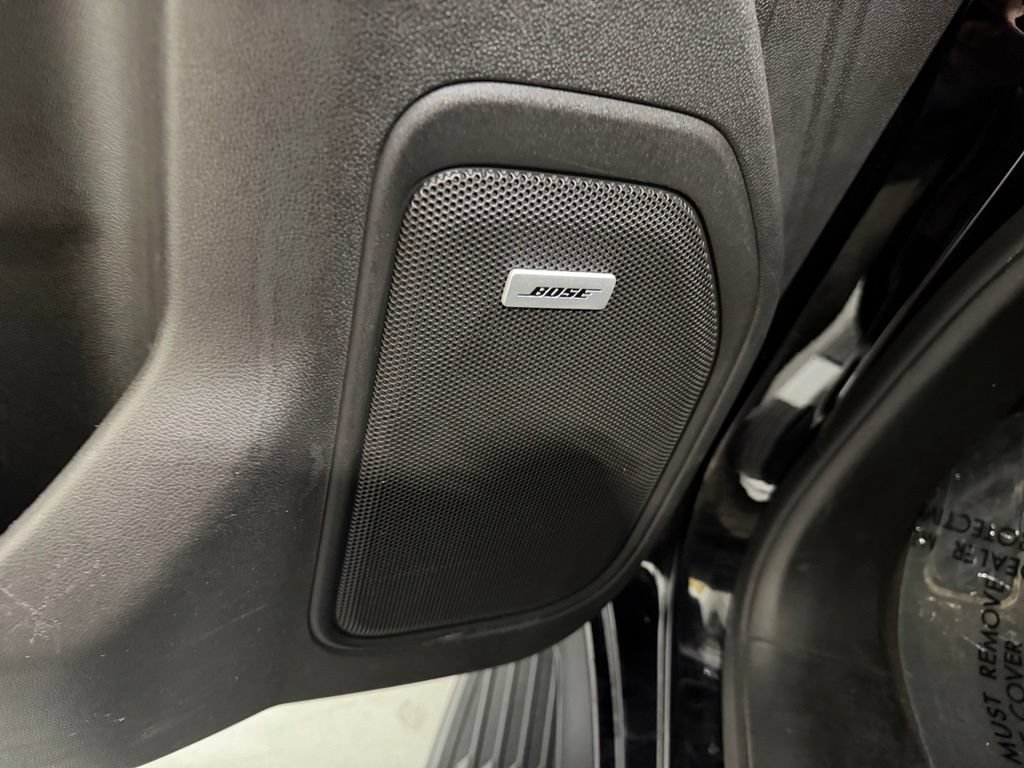 Used 2020 GMC Sierra 1500 SLT w/ SLT Premium Plus Package AWD/4WD image 3