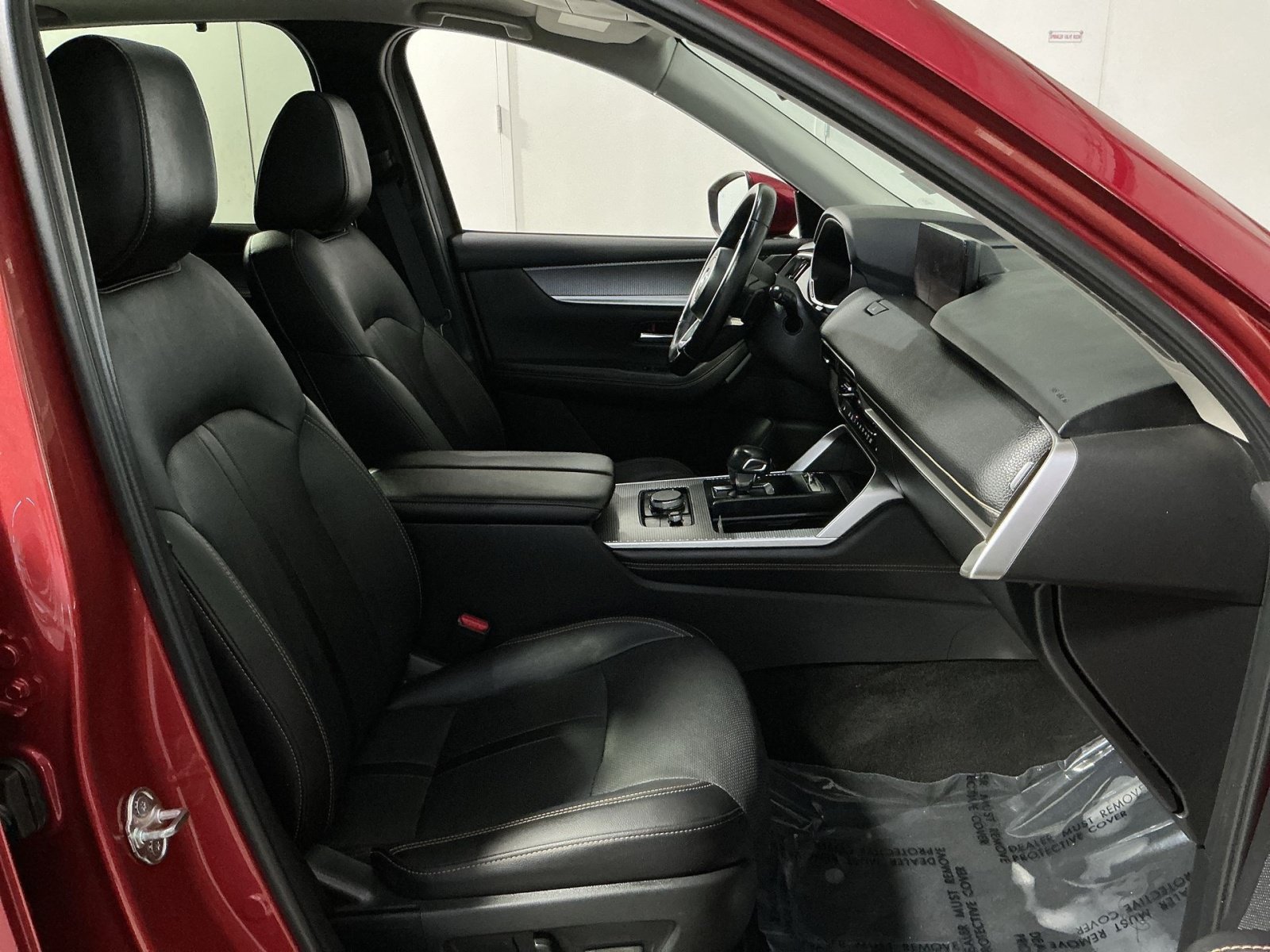 Used 2024 MAZDA CX-90 3.3 Turbo w/ Preferred Plus AWD/4WD image 28