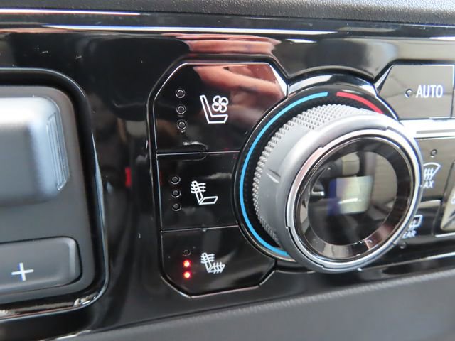 Certified 2025 Chevrolet Silverado 1500 ZR2 w/ Technology Package image 40