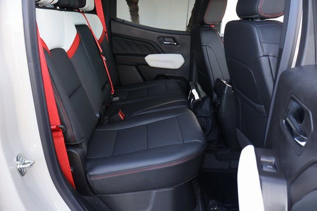 New 2026 GMC Canyon AT4X w/ AT4X AEV Edition AWD/4WD image 16
