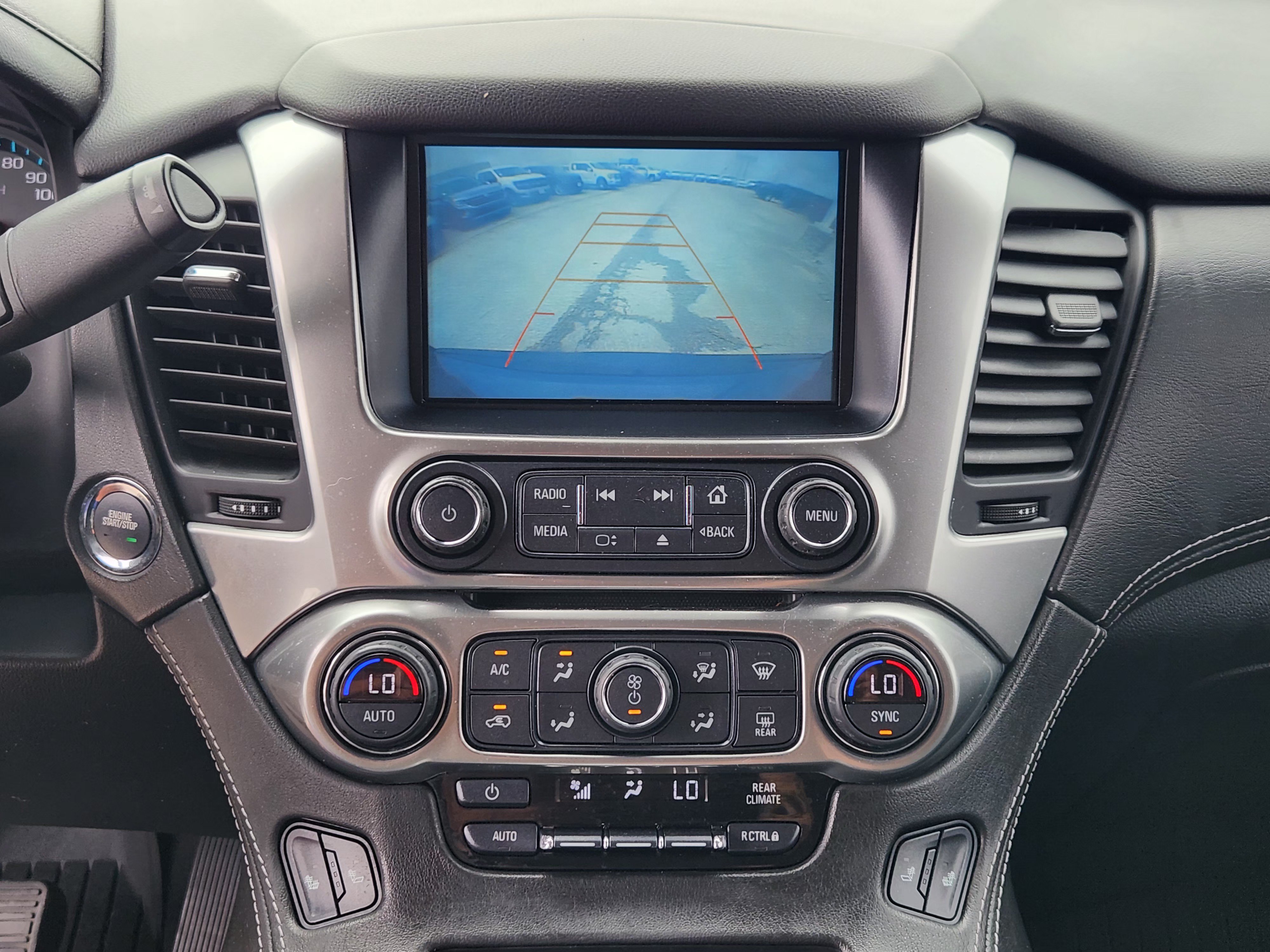 Used 2019 Chevrolet Tahoe LT w/ Luxury Package RWD image 19