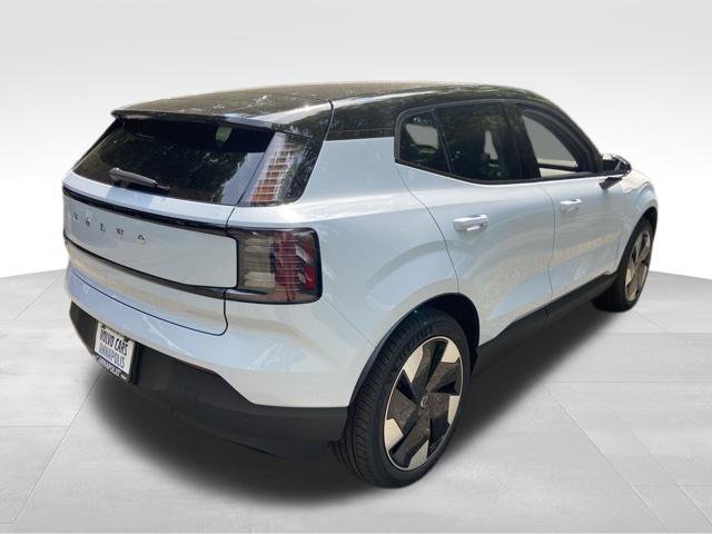 New 2026 Volvo EX30 Plus w/ Protection Package Premier AWD/4WD image 7