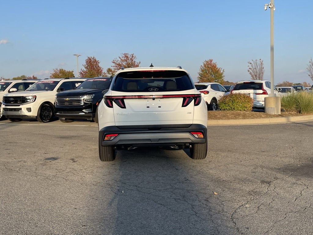 Used 2025 Hyundai Tucson Limited image 6