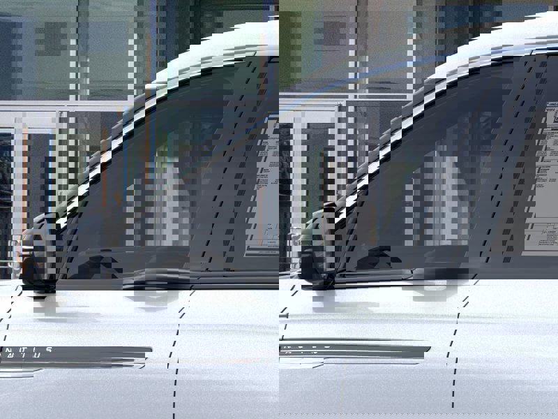 New 2026 Lincoln Nautilus Premier image 42