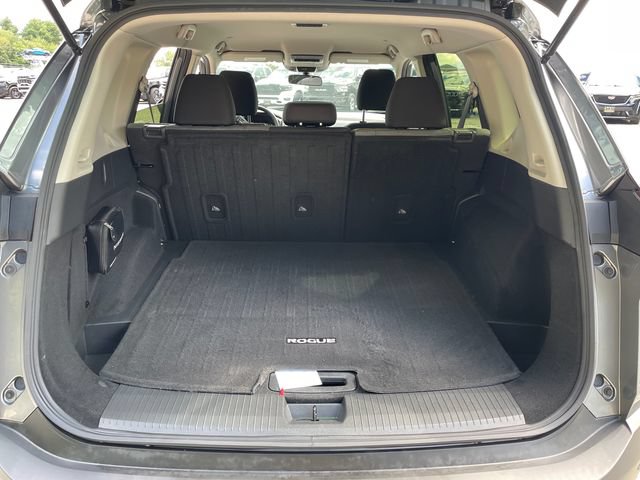 Used 2023 Nissan Rogue SV AWD/4WD image 13