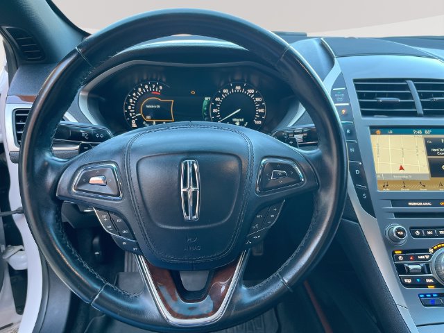 Used 2017 Lincoln MKZ Reserve FWD image 18