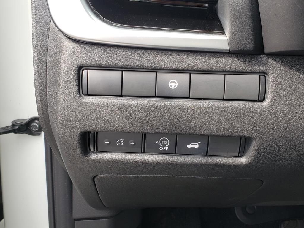 Certified 2023 Nissan Rogue SL w/ SL Premium Package image 32