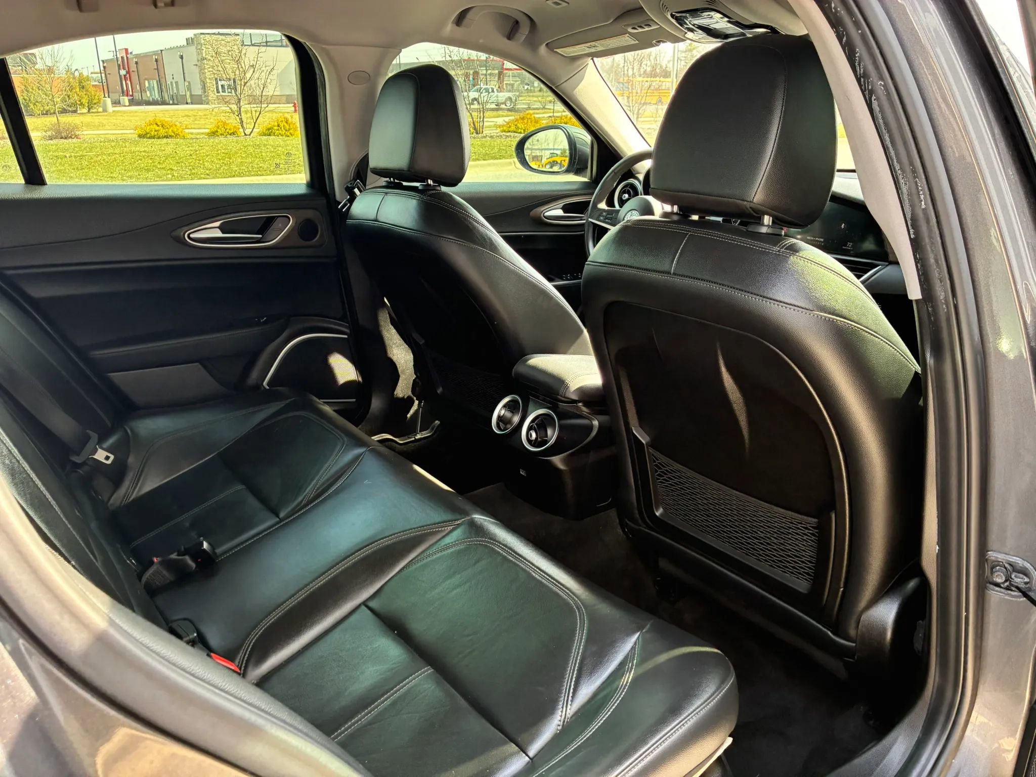 Used 2017 Alfa Romeo Giulia Ti image 16