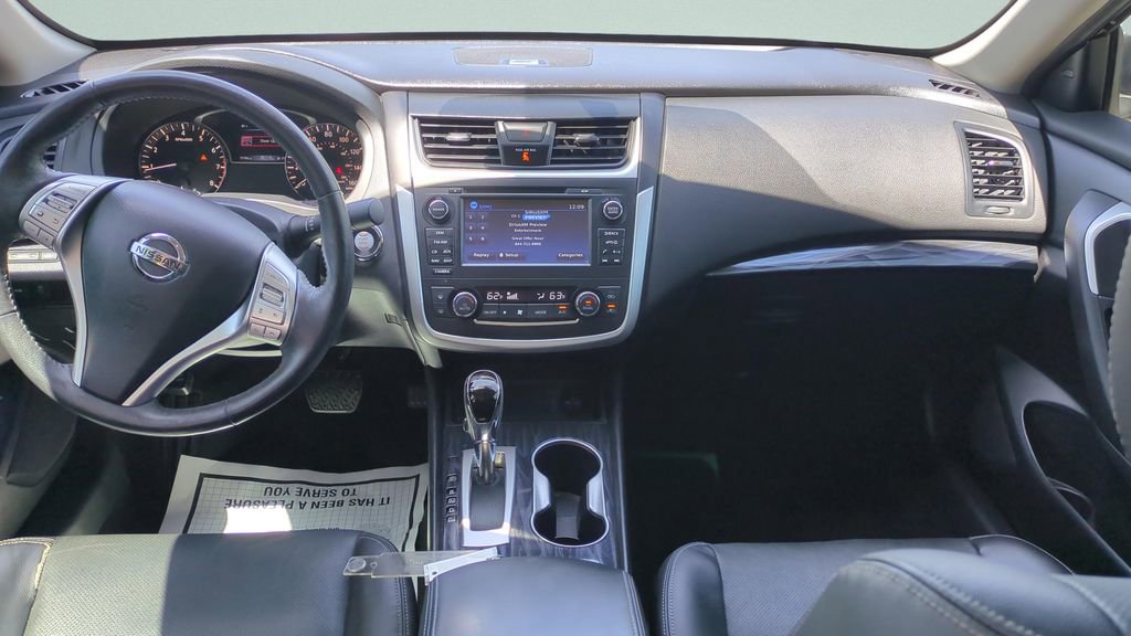 Used 2016 Nissan Altima 2.5 SL w/ 2.5 Technology w/LED Package image 11