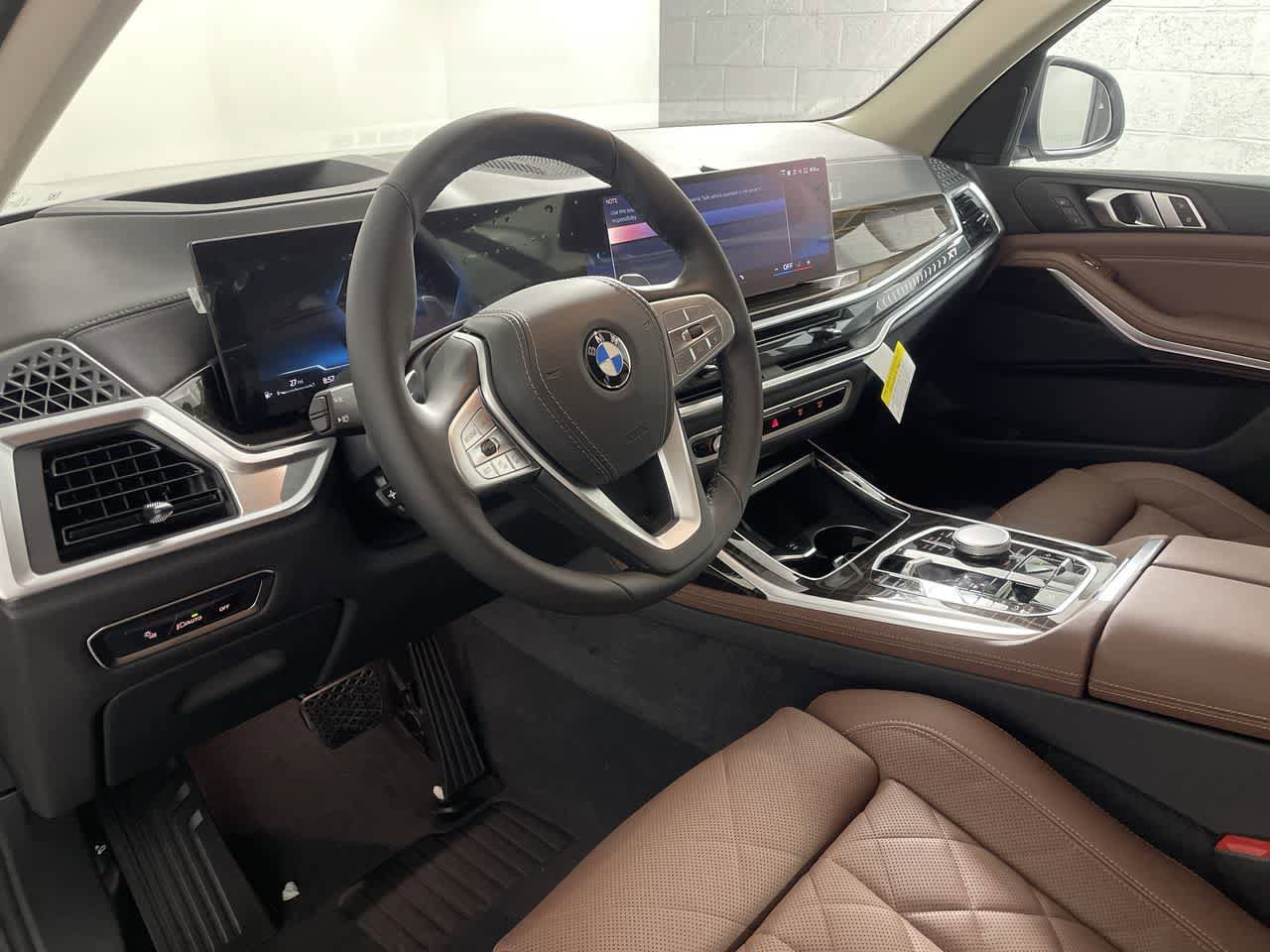 Certified 2024 BMW X7 xDrive40i w/ Parking Assistance Package AWD/4WD image 14