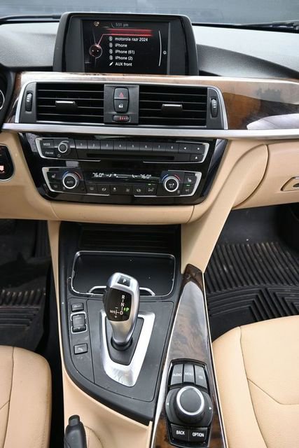 Used 2017 BMW 320i xDrive Sedan image 15