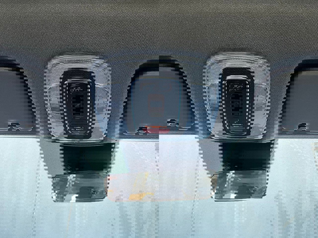 Used 2025 Hyundai Elantra SEL image 15