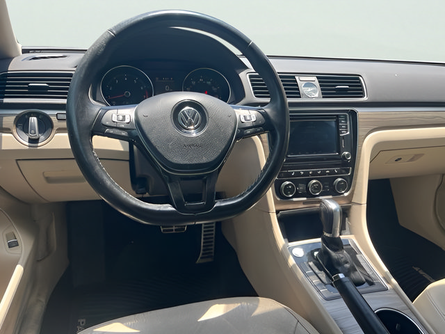 Used 2016 Volkswagen Passat 1.8T FWD image 16