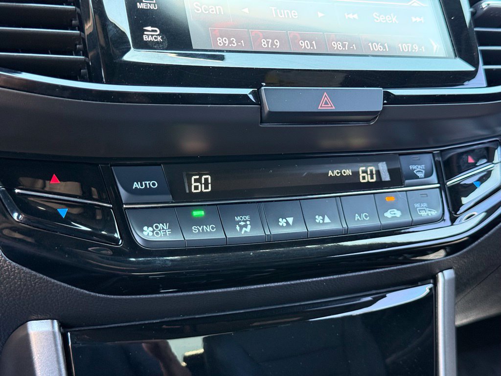 Used 2017 Honda Accord EX-L image 12