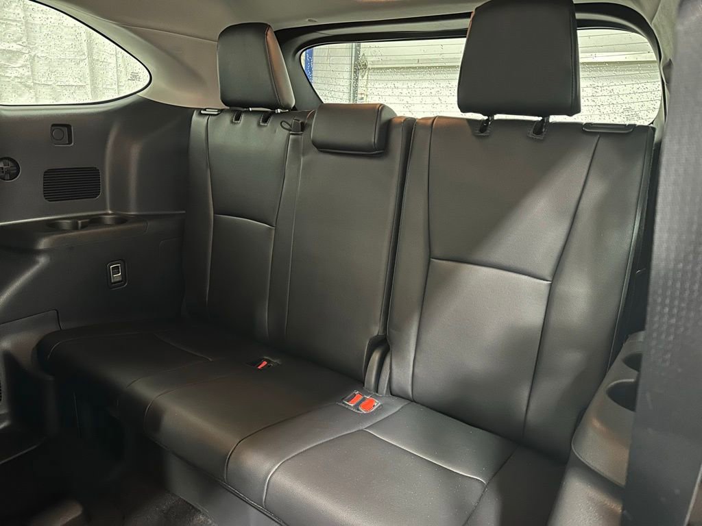 Used 2025 Toyota Highlander XLE image 54